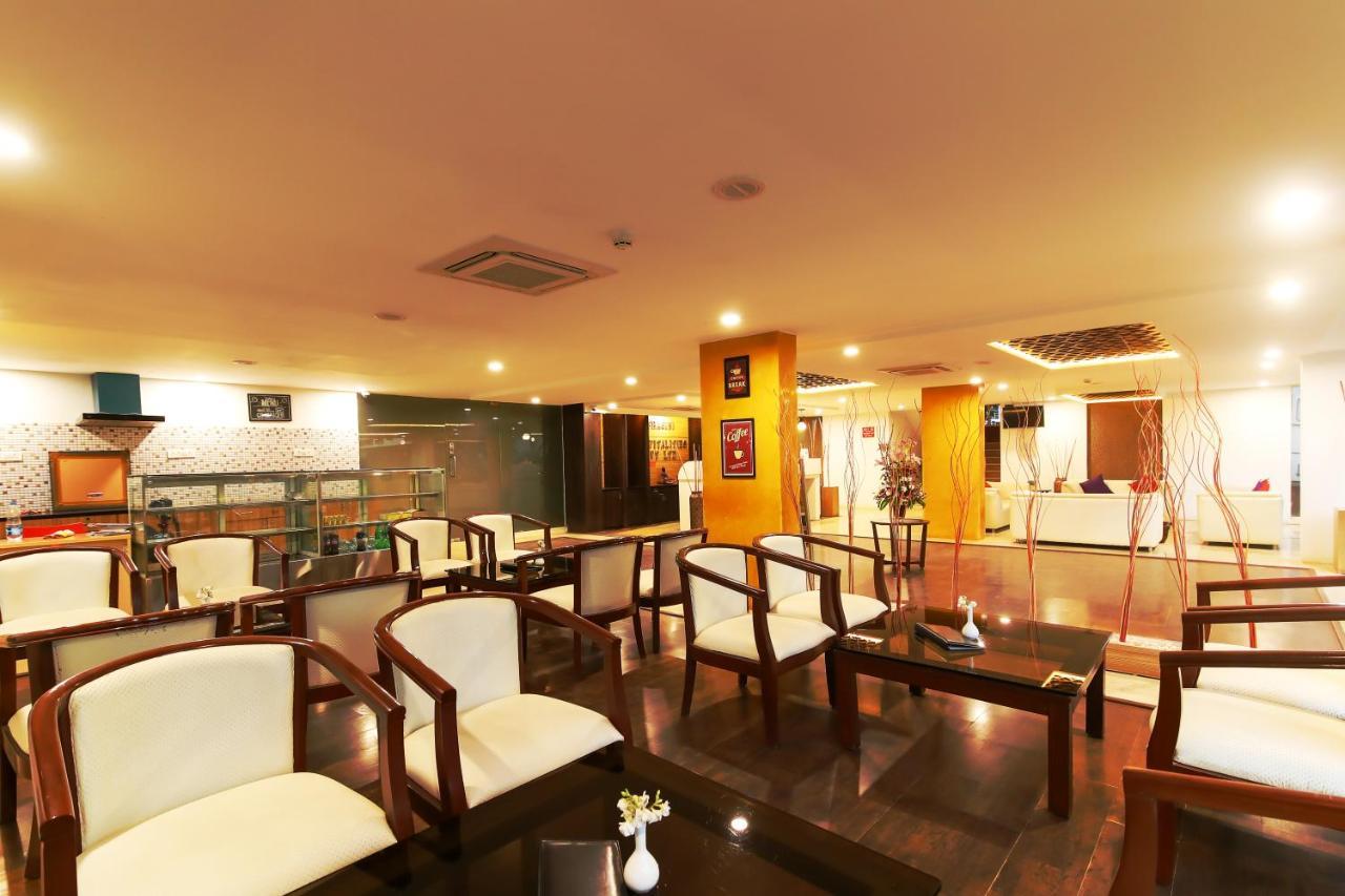 Icon Suites By Bhagini Bangalore Buitenkant foto