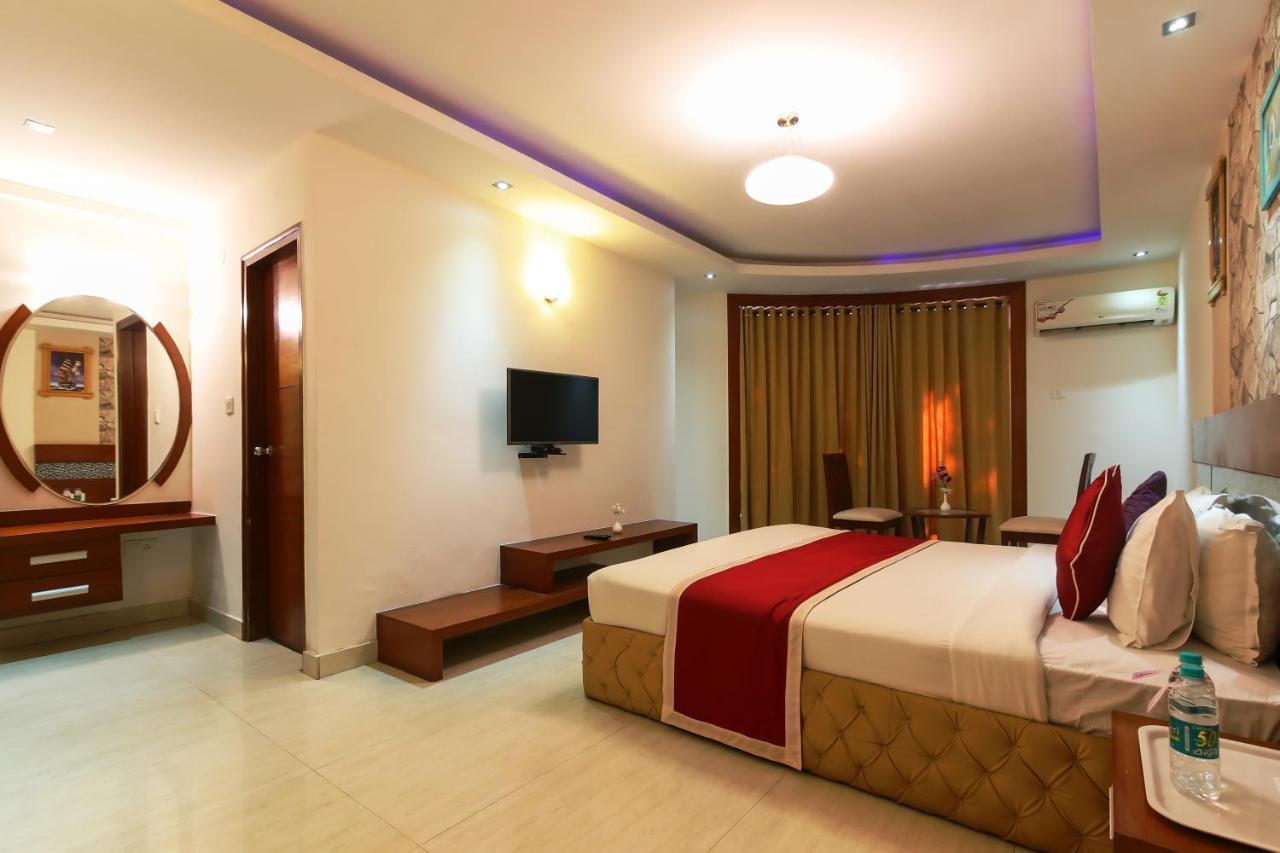 Icon Suites By Bhagini Bangalore Buitenkant foto