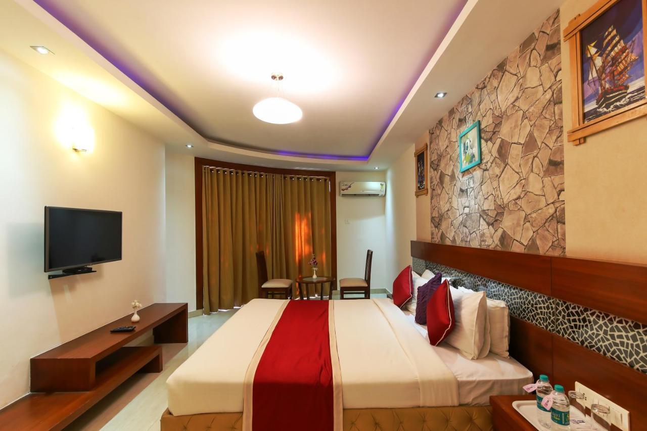 Icon Suites By Bhagini Bangalore Buitenkant foto