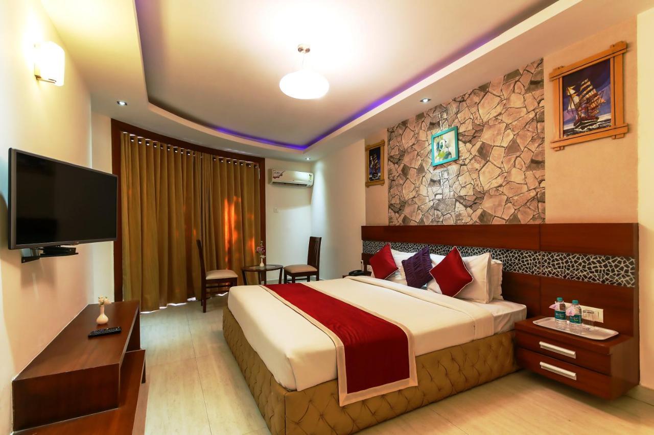 Icon Suites By Bhagini Bangalore Buitenkant foto