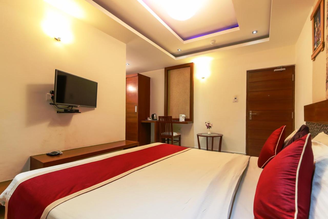 Icon Suites By Bhagini Bangalore Buitenkant foto